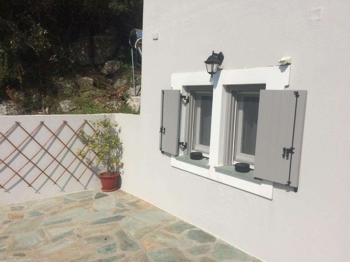 Villa Tillia Panormos  Exterior photo
